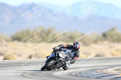 media/Dec-07-2025-CVMA (Sun) [[3e7d2de5dc]]/Race 10-Formula 40 Open/